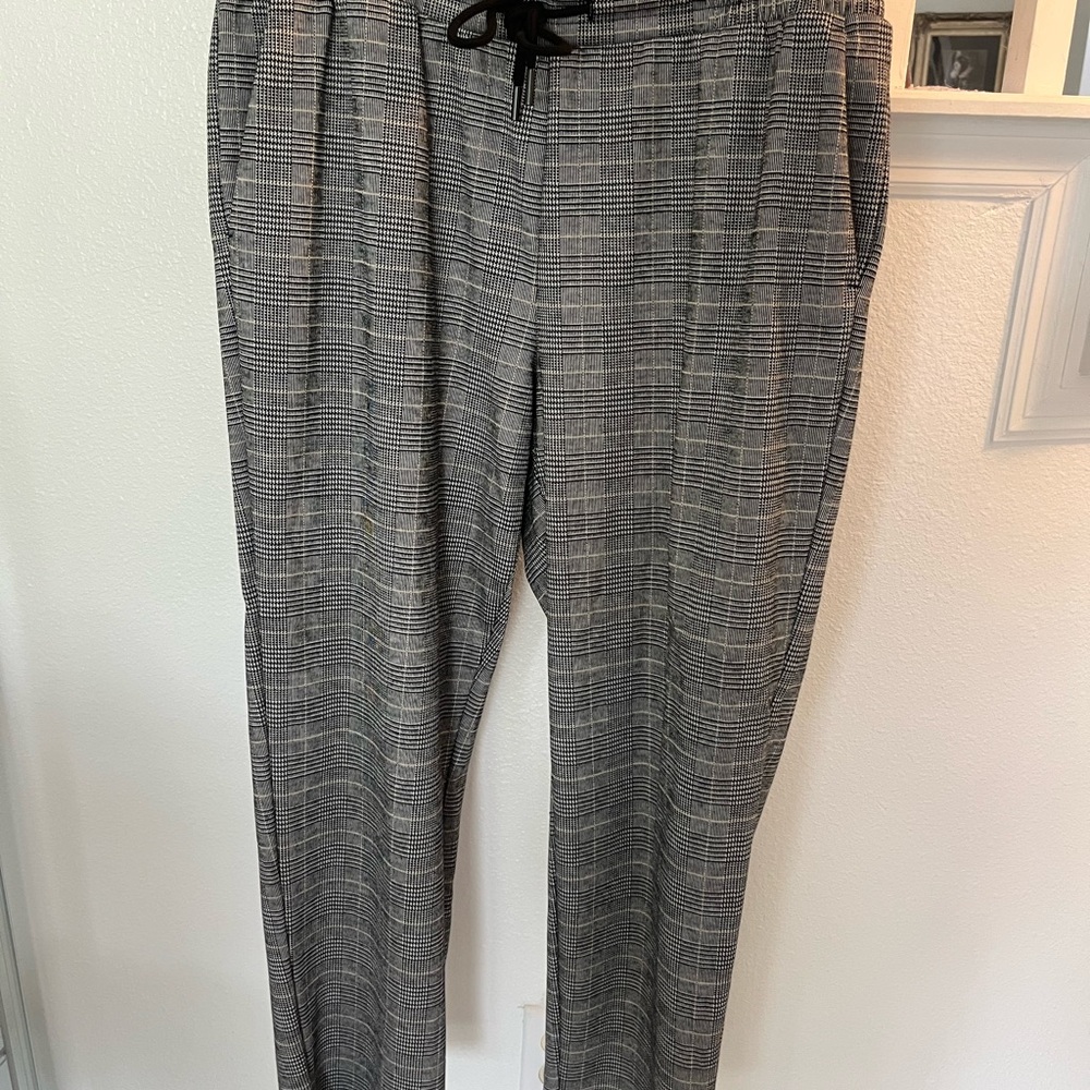 a new day Women’s Black and Gray Plaid Pants